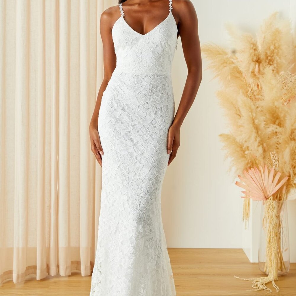Lulu's White Lace Ruched Sleeveless Maxi Dress